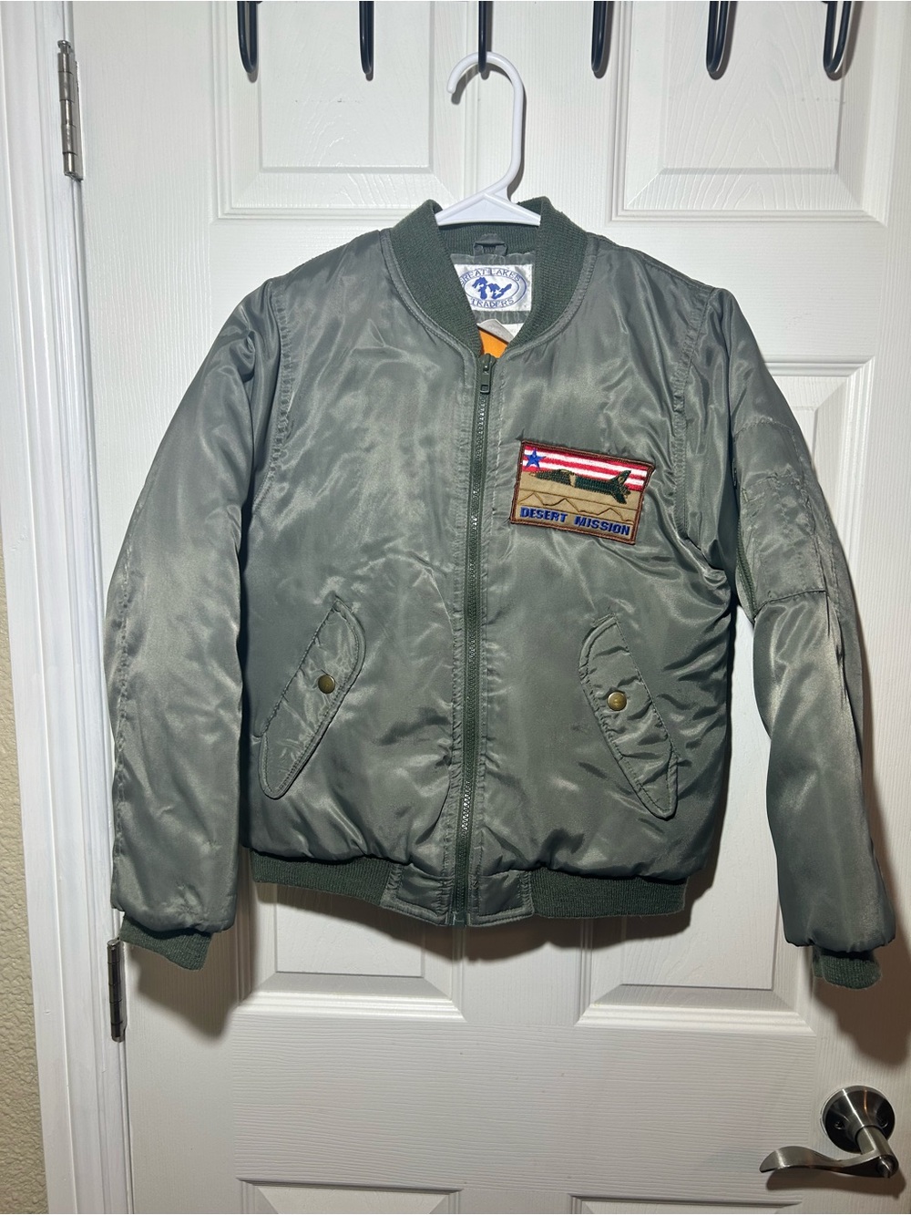 Kids Vintage Great Lakes Traders Ma-1 Flight Orange Line Jacket Sz M (10/12)